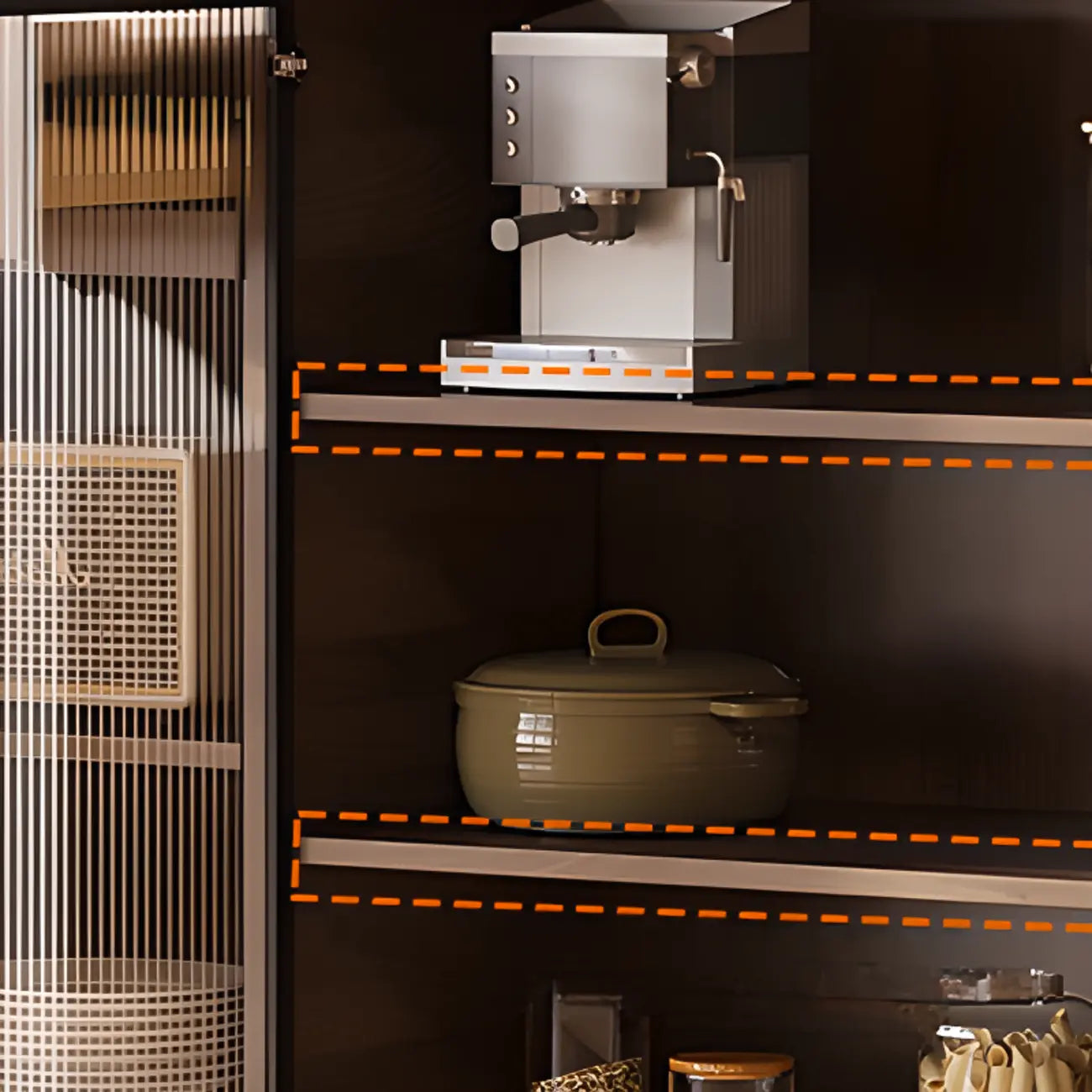 Buffet de cuisine en bois brun avec panneau perforé