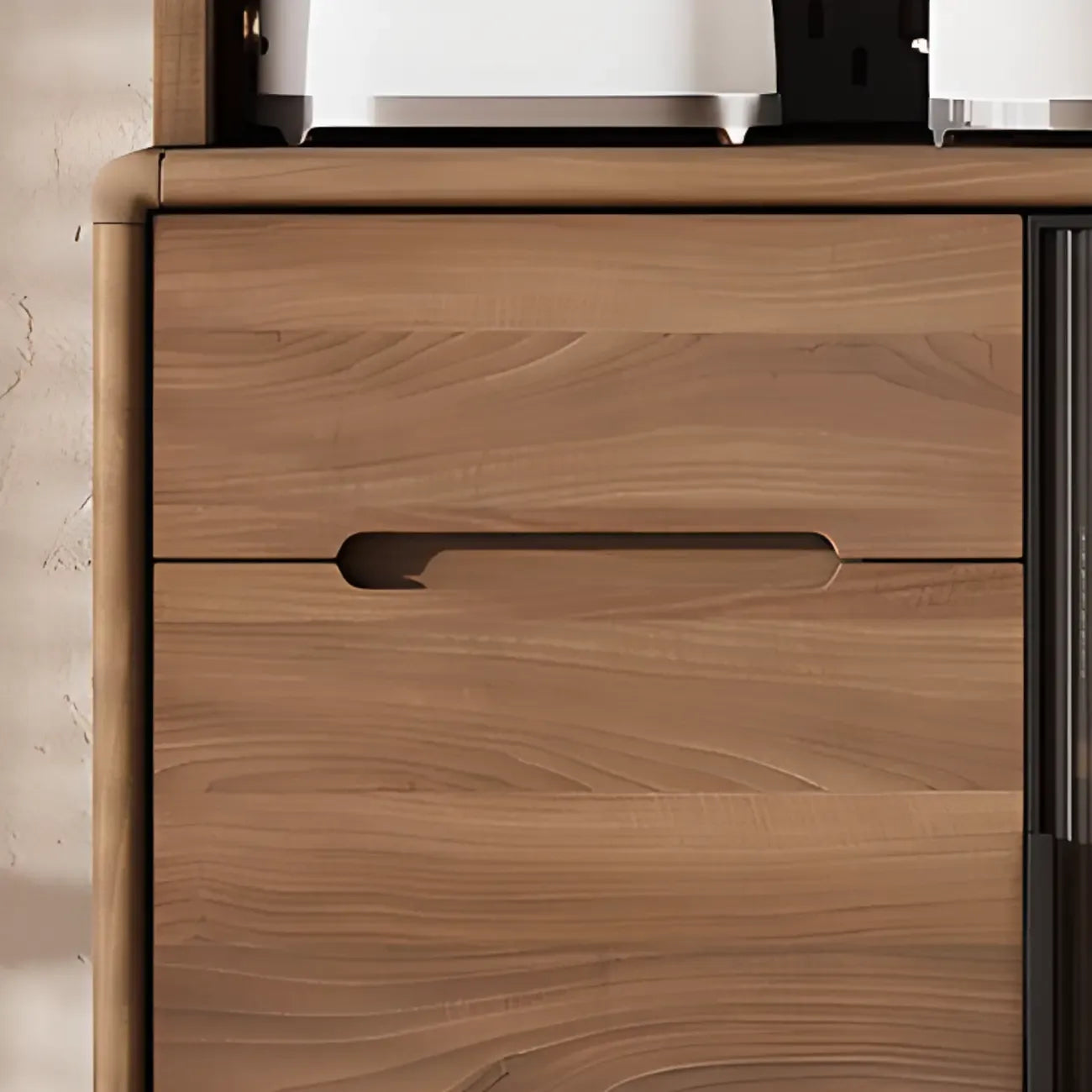 Buffet de cuisine en bois brun avec panneau perforé