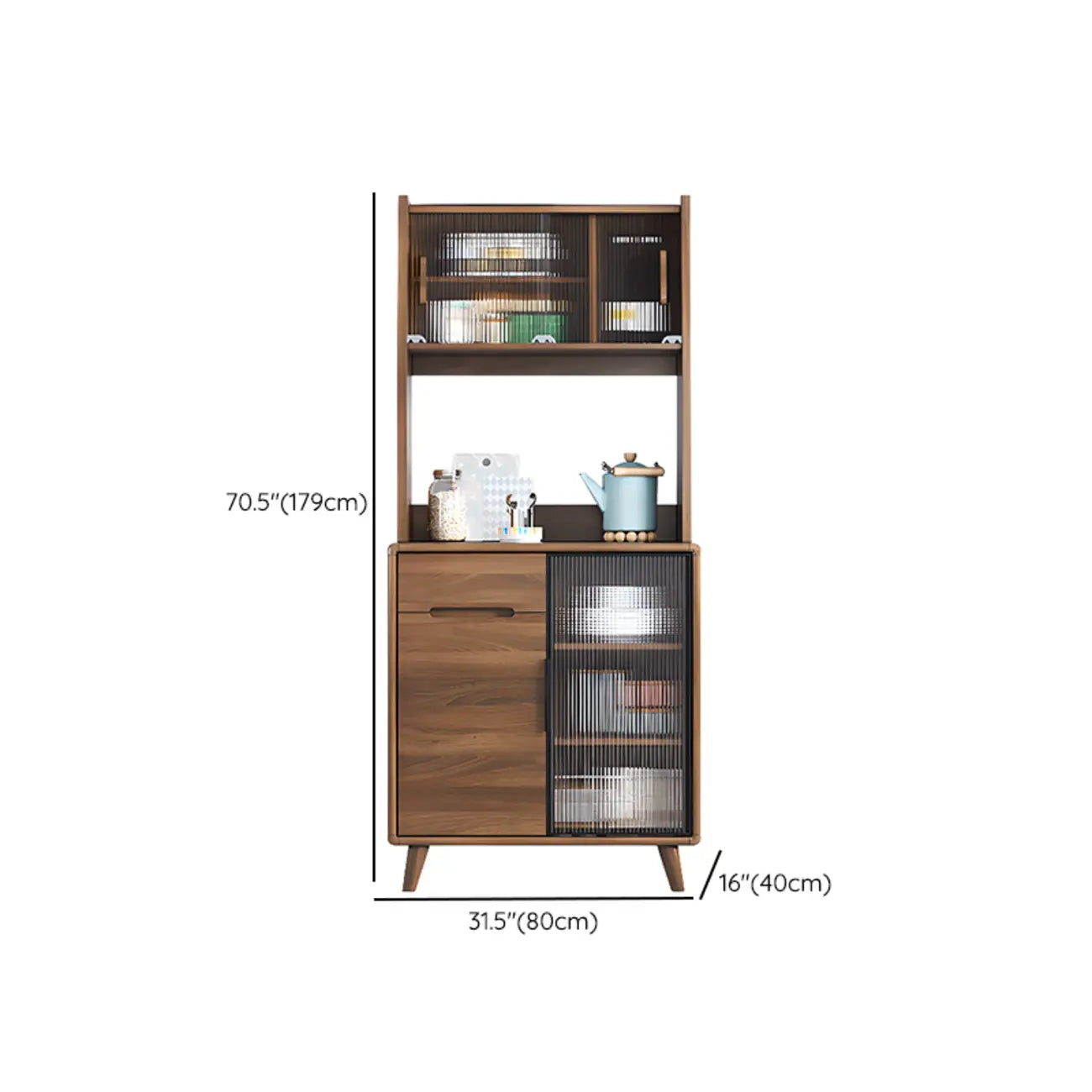 Buffet de cuisine en bois brun avec panneau perforé