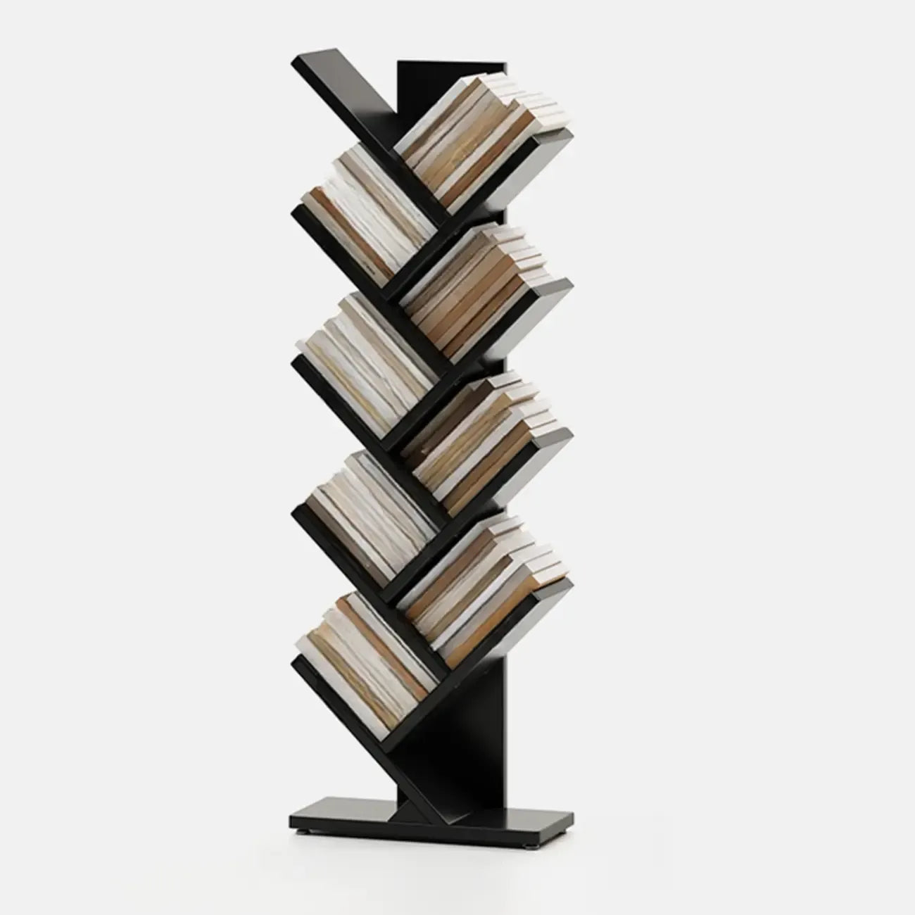 Bibliothèque verticale en bois noir en forme d'arbre