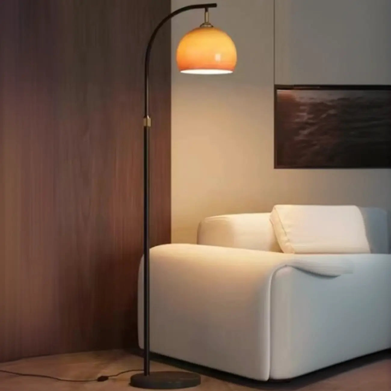 Lampadaire moderne à brancher, en verre orange, en forme d'arc