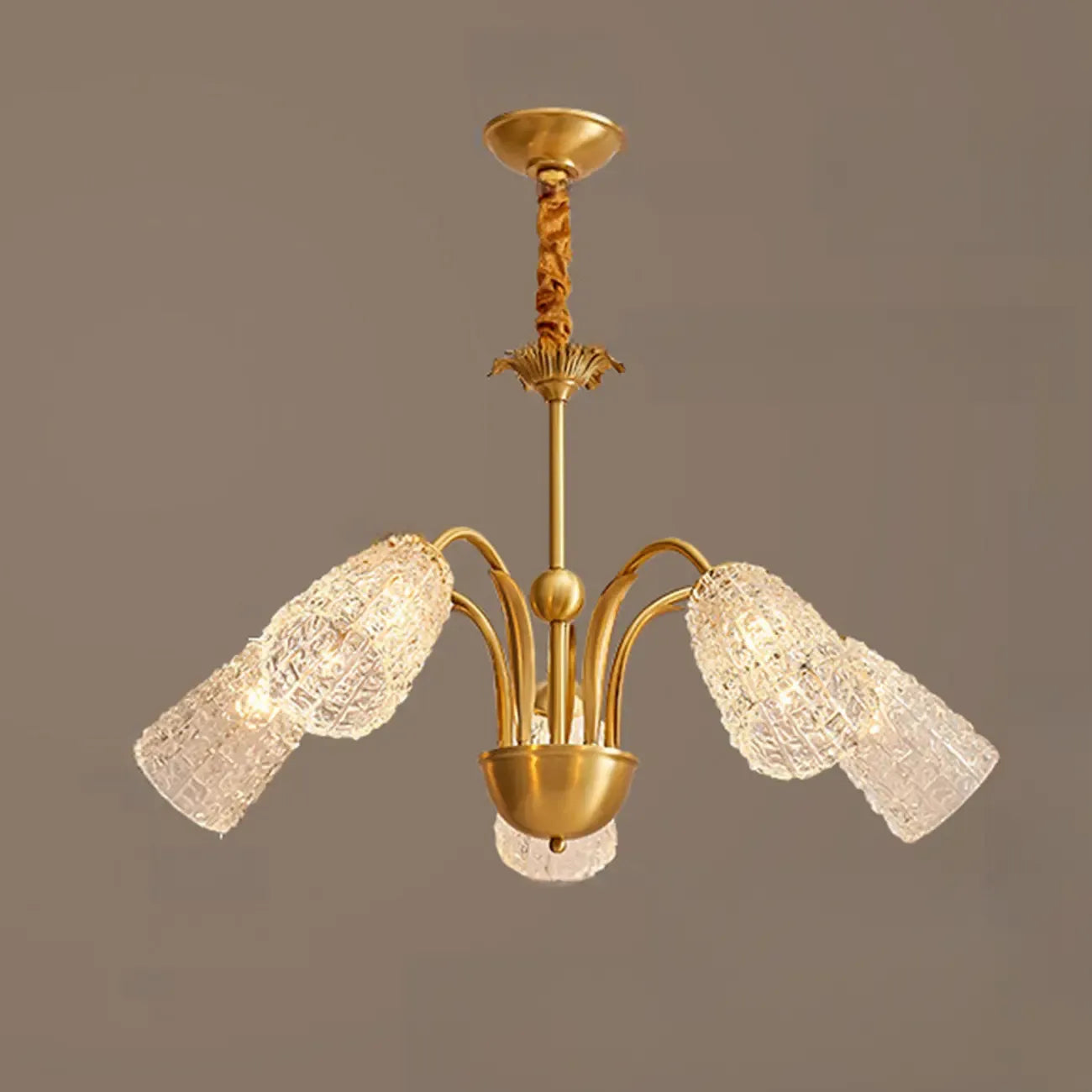 Lustre élégant en cristal doré à cloche vers le bas