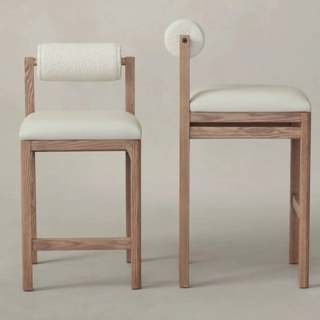 Tabourets de bar contemporains blancs rembourrés avec structure en bois