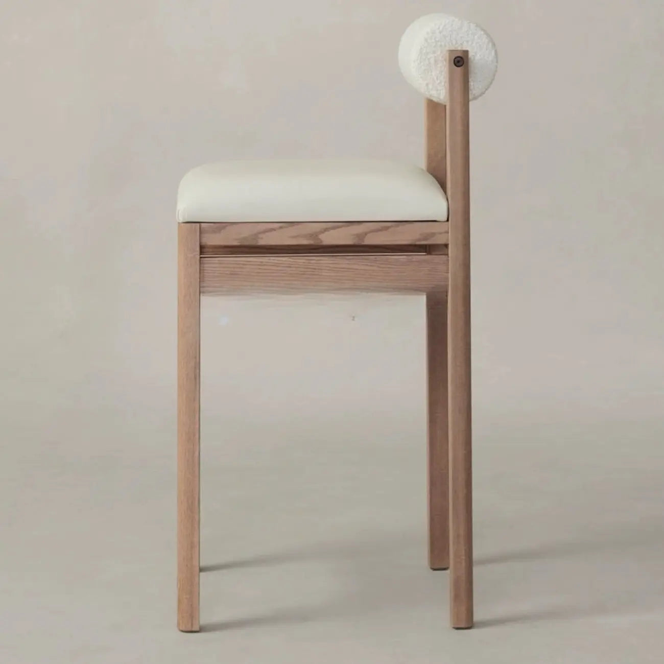 Tabourets de bar contemporains blancs rembourrés avec structure en bois