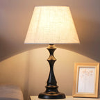 Lampe de table vintage à LED avec abat-jour en tissu et pied en métal noir