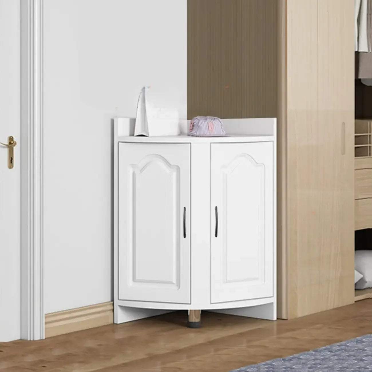 Petit meuble de rangement d'angle moderne en bois blanc