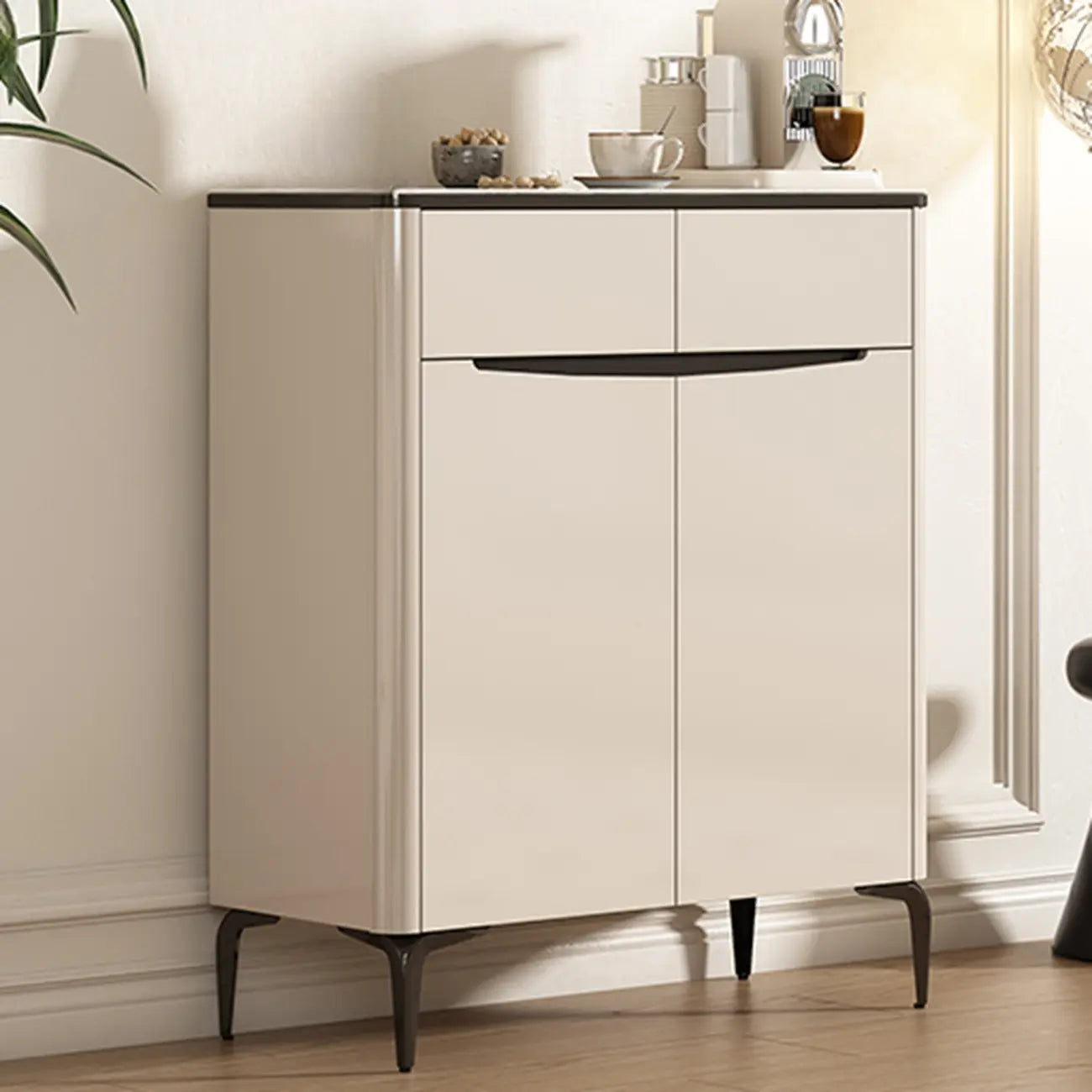 Meuble à chaussures d'entrée en bois kaki avec plateau en marbre