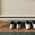 Meuble à chaussures étroit et moderne en bois blanc avec façade rabattable et réglable