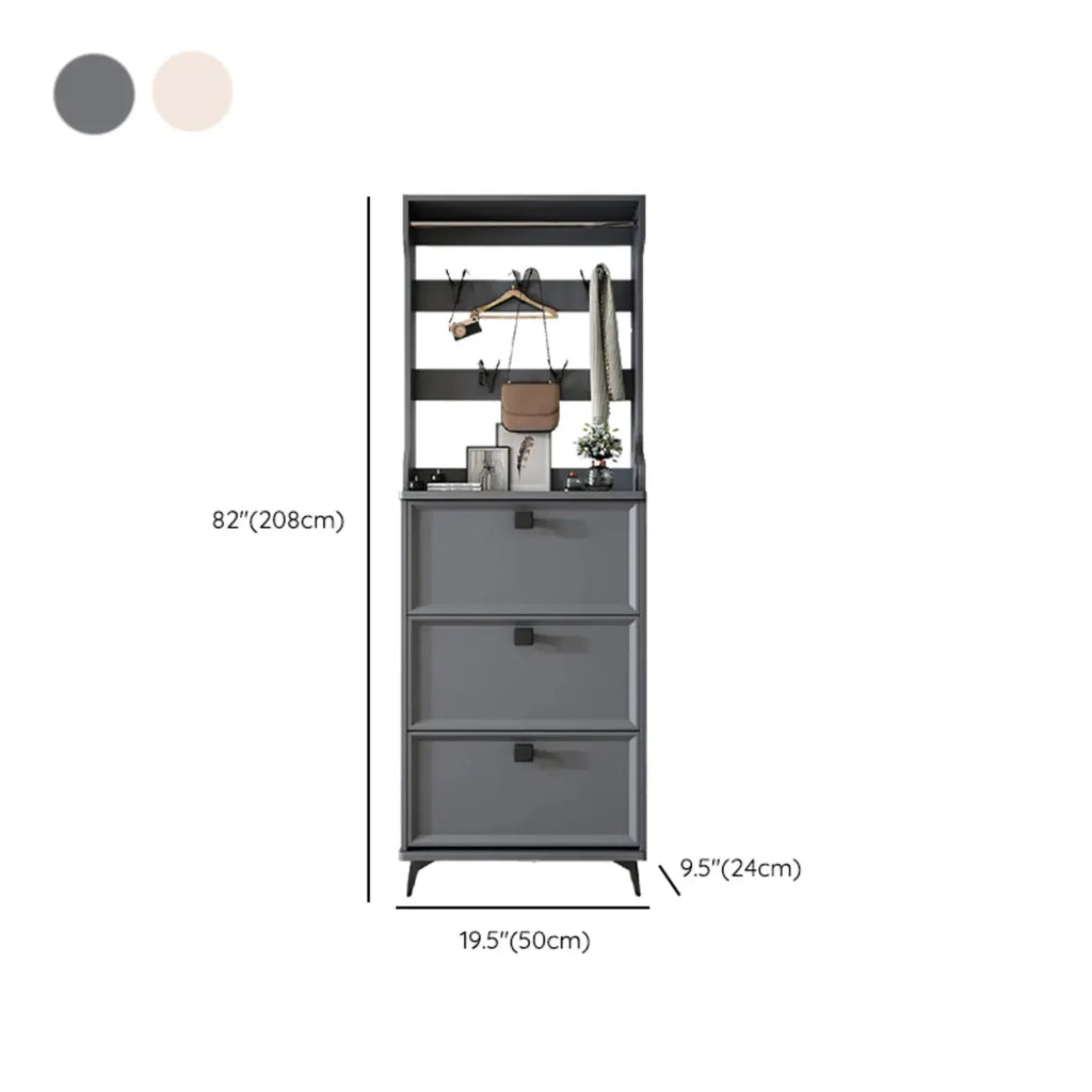 Meuble à chaussures étroit et moderne en bois blanc avec façade rabattable et réglable