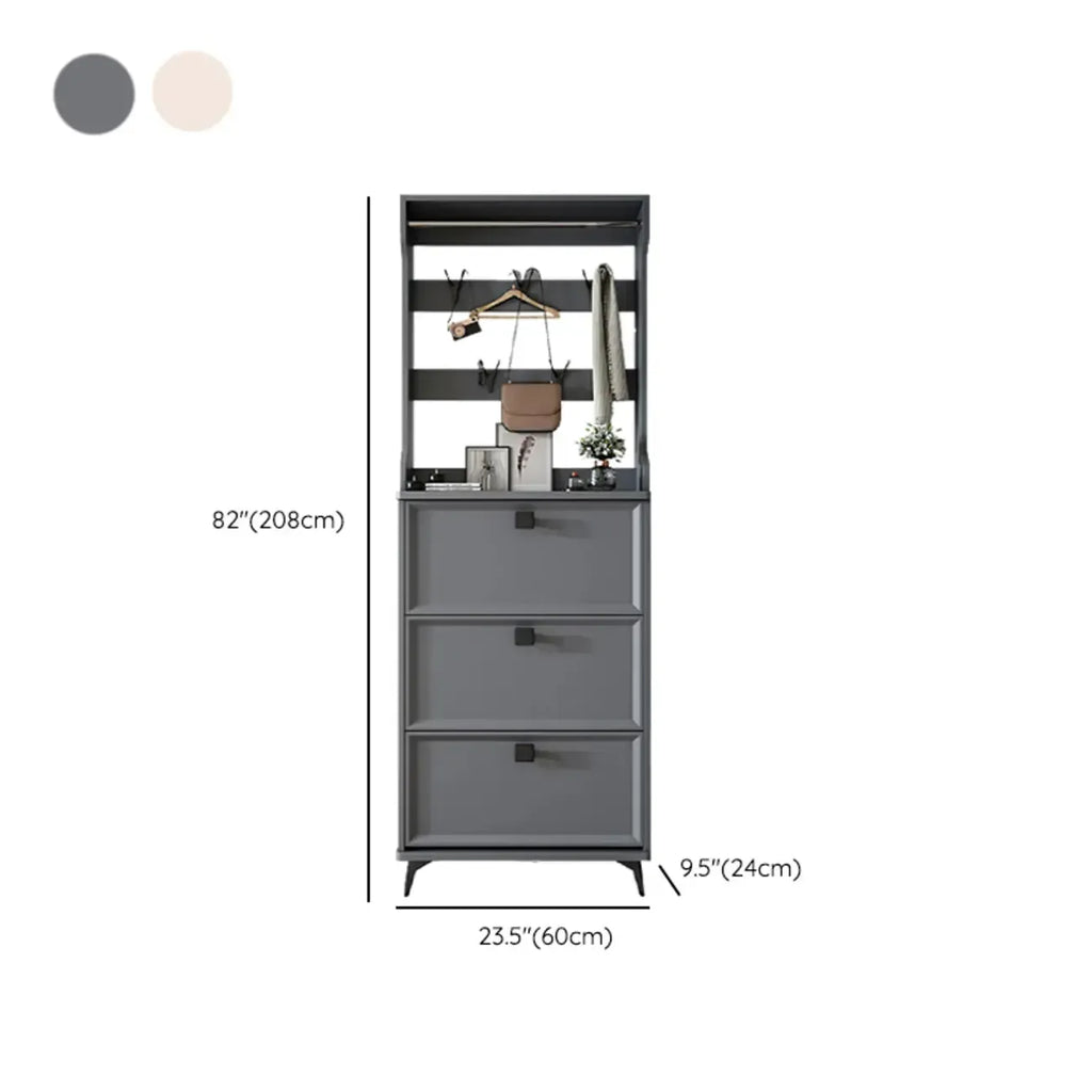Meuble à chaussures étroit et moderne en bois blanc avec façade rabattable et réglable