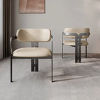 Chaise de salle à manger moderne avec accoudoirs en similicuir et pieds en alliage