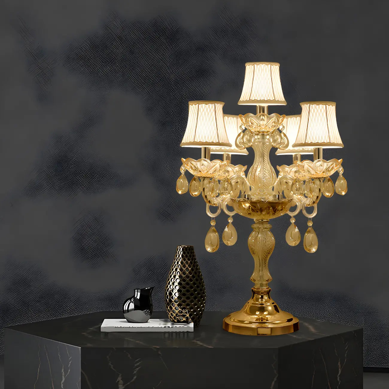 Lampe de table candélabre en cristal doré à plusieurs lumières de luxe