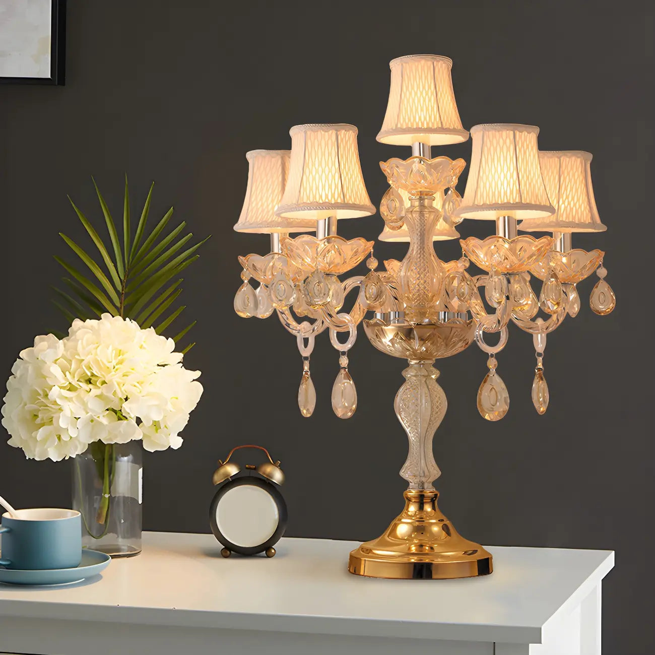 Lampe de table candélabre en cristal doré à plusieurs lumières de luxe