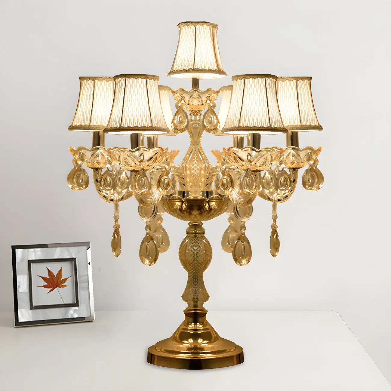 Lampe de table candélabre en cristal doré à plusieurs lumières de luxe