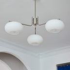 Lustre moderne en verre blanc cylindrique pour salon