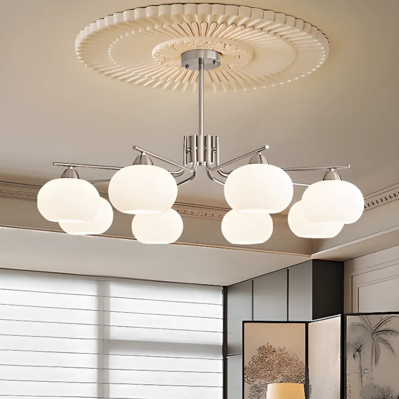 Lustre circulaire contemporain en verre, hauteur réglable.