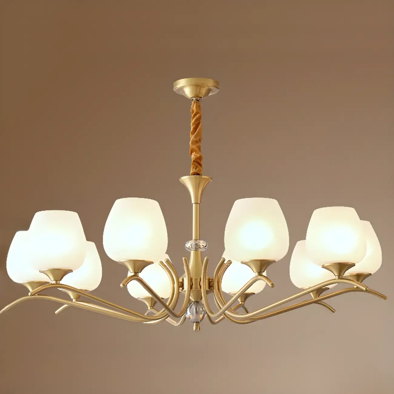 Lustre élégant en verre blanc et or, de style moderne du milieu du siècle