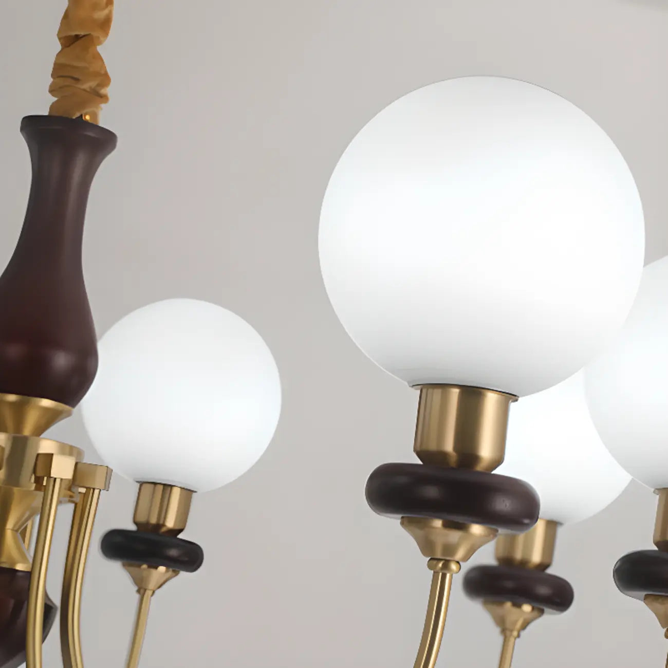Lustre classique doré en verre globe, hauteur réglable