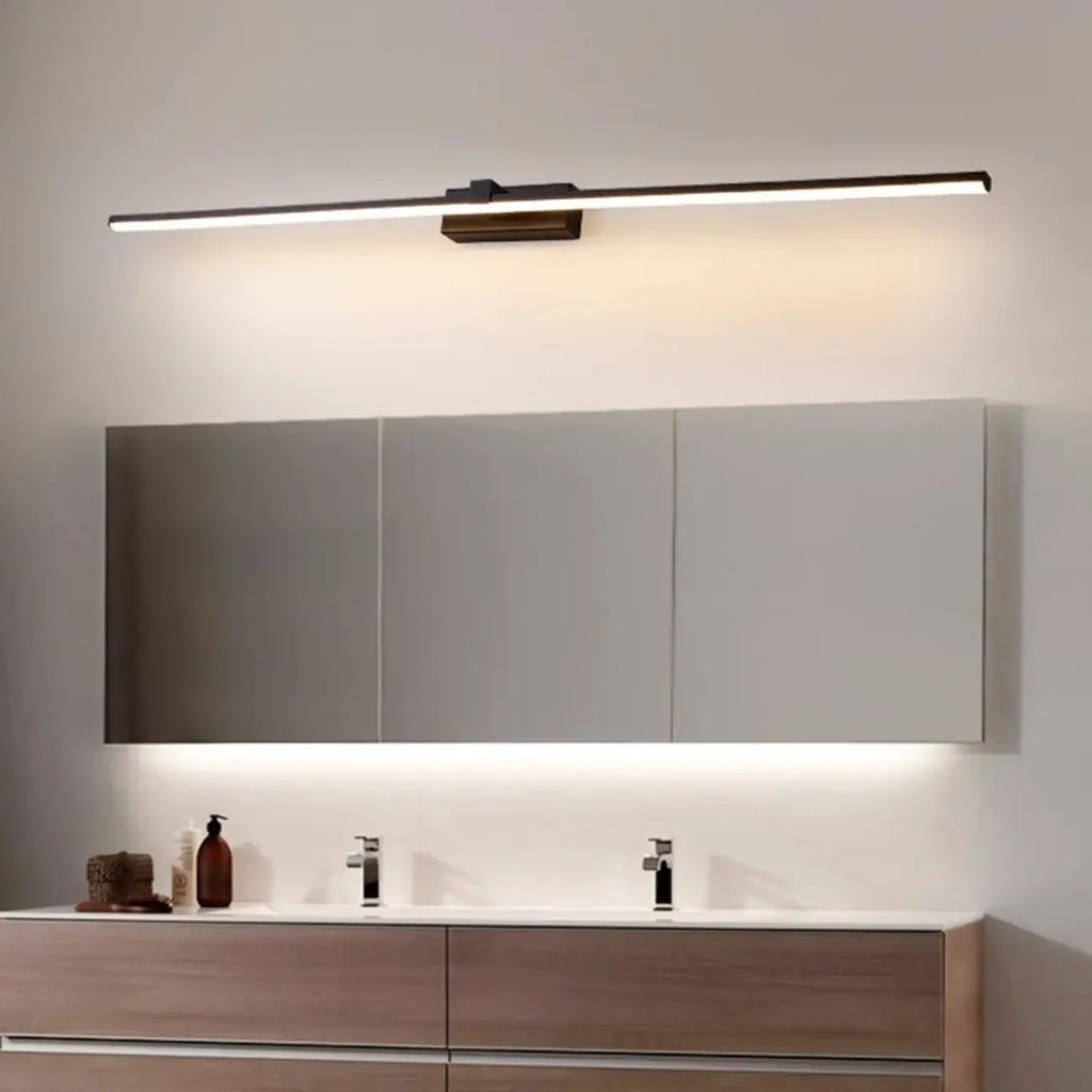 Applique murale minimaliste et linéaire à LED avec lumière naturelle