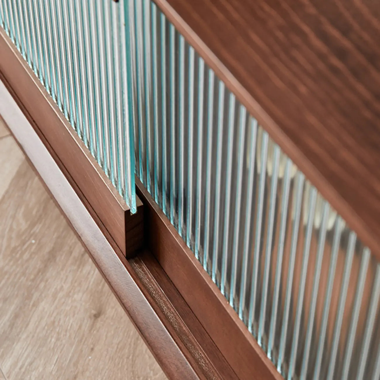 Meuble TV moderne en pin brun à 2 tiroirs avec armoire