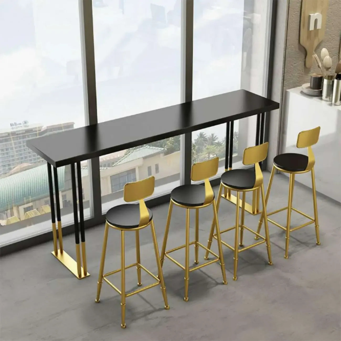 Tables de bar somptueuses en bois, métal et noir doré, style traîneau