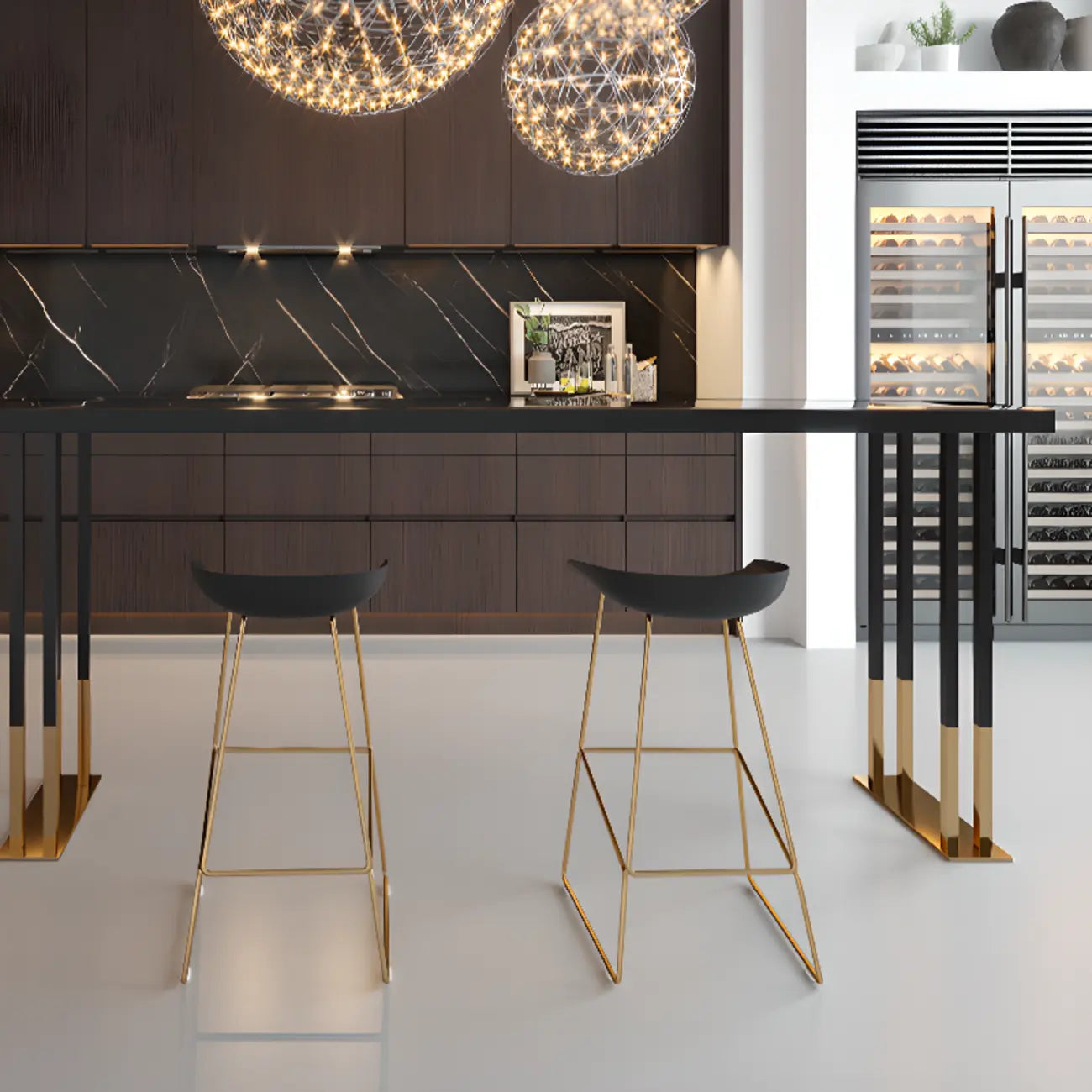Tables de bar somptueuses en bois, métal et noir doré, style traîneau