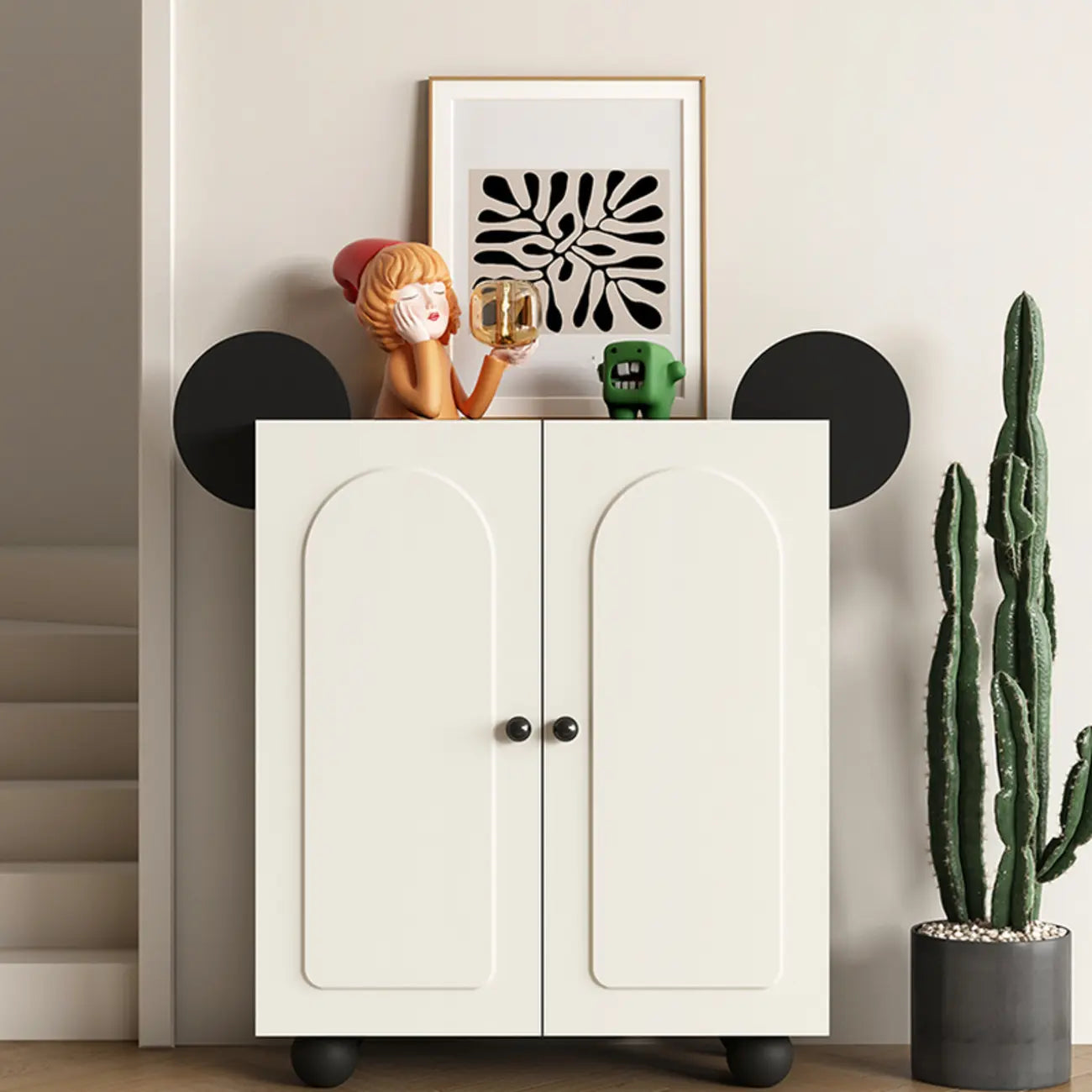 Meuble à chaussures en métal noir avec étagères réglables