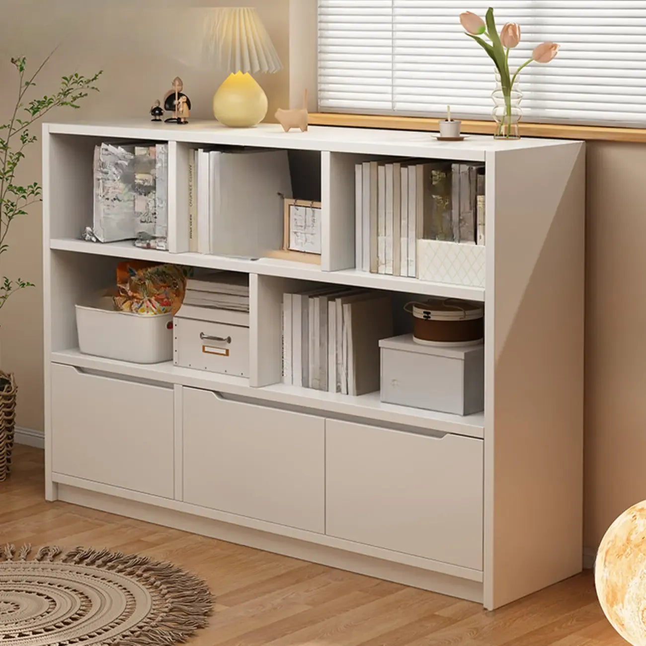 Bibliothèque cubique basse horizontale en bois blanc
