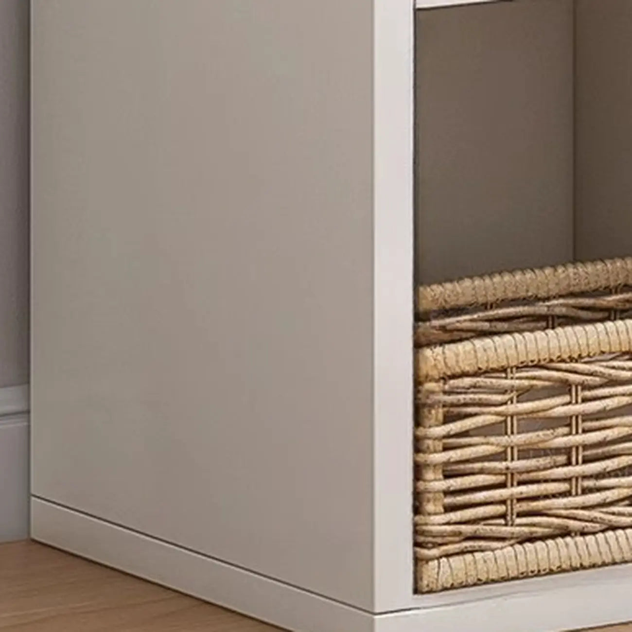Bibliothèque cubique basse horizontale en bois blanc