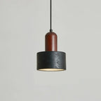 Suspension cylindrique en bois et pierre noire pour chambre