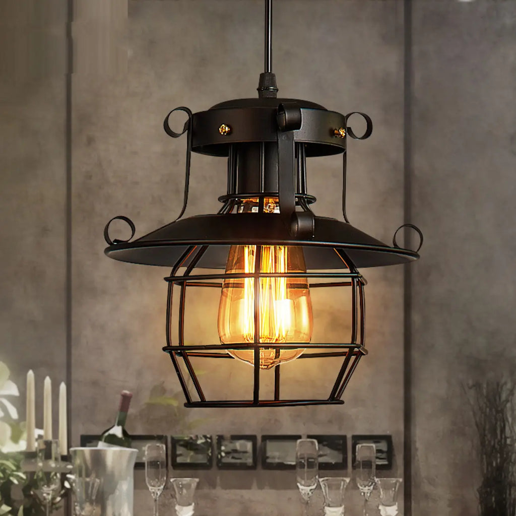 Suspension gothique en fer noir avec cage lumineuse