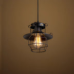 Suspension gothique en fer noir avec cage lumineuse
