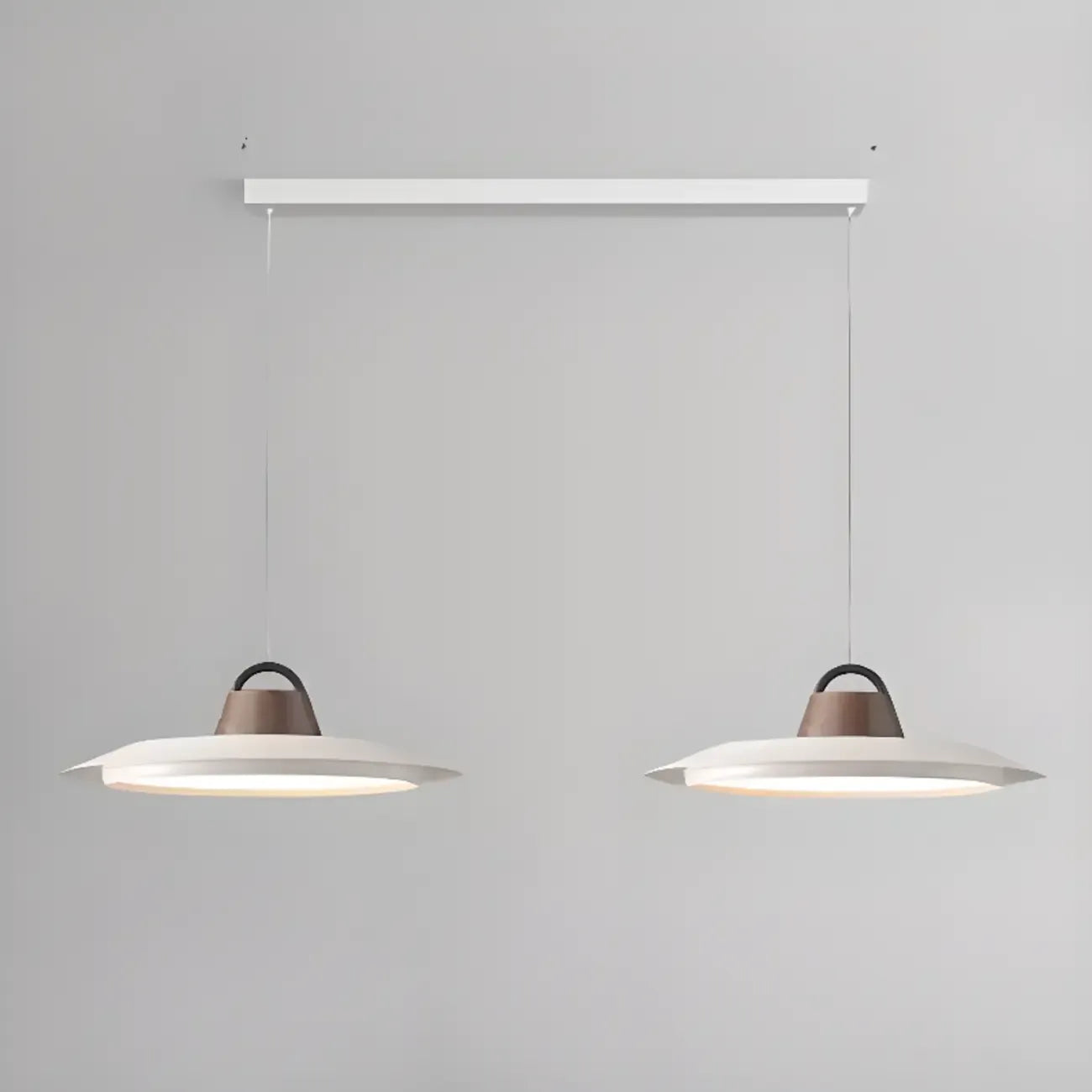 Suspension LED dimmable en métal blanc style grange et noyer