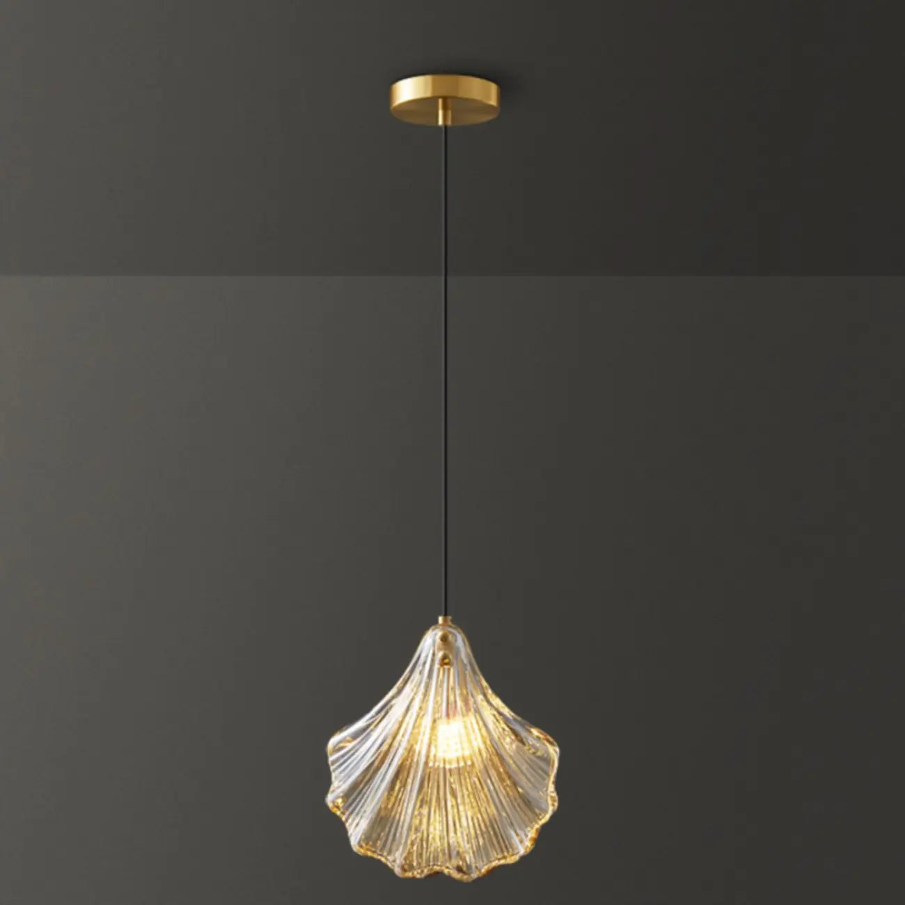 Suspension moderne en verre transparent doré