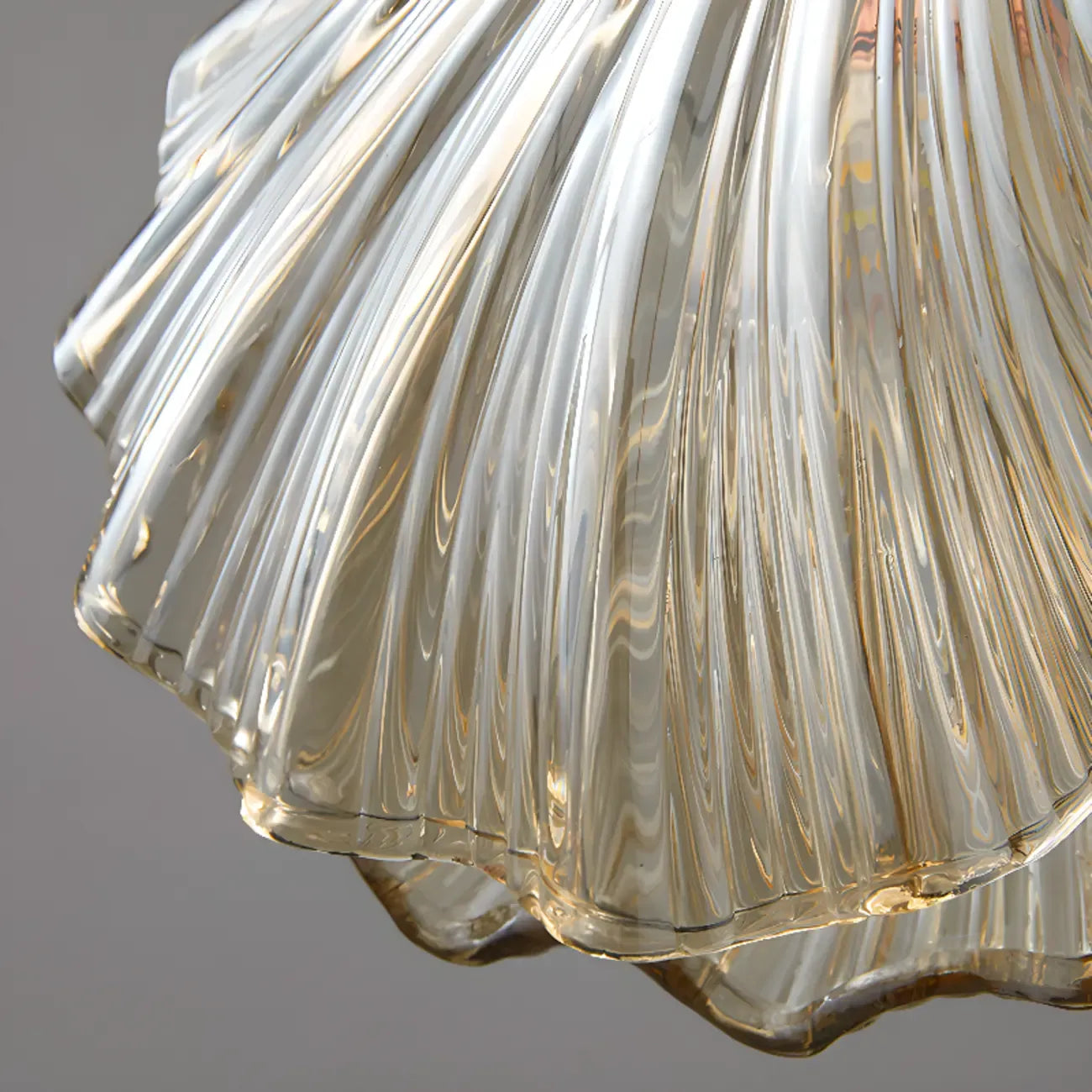 Suspension moderne en verre transparent doré