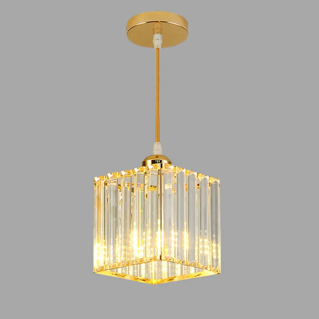 Lampadario a sospensione geometrico Art Déco in metallo dorato e cristallo
