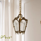 Suspension gothique en métal doré et verre dépoli pour couloir
