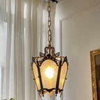 Suspension gothique en métal doré et verre dépoli pour couloir
