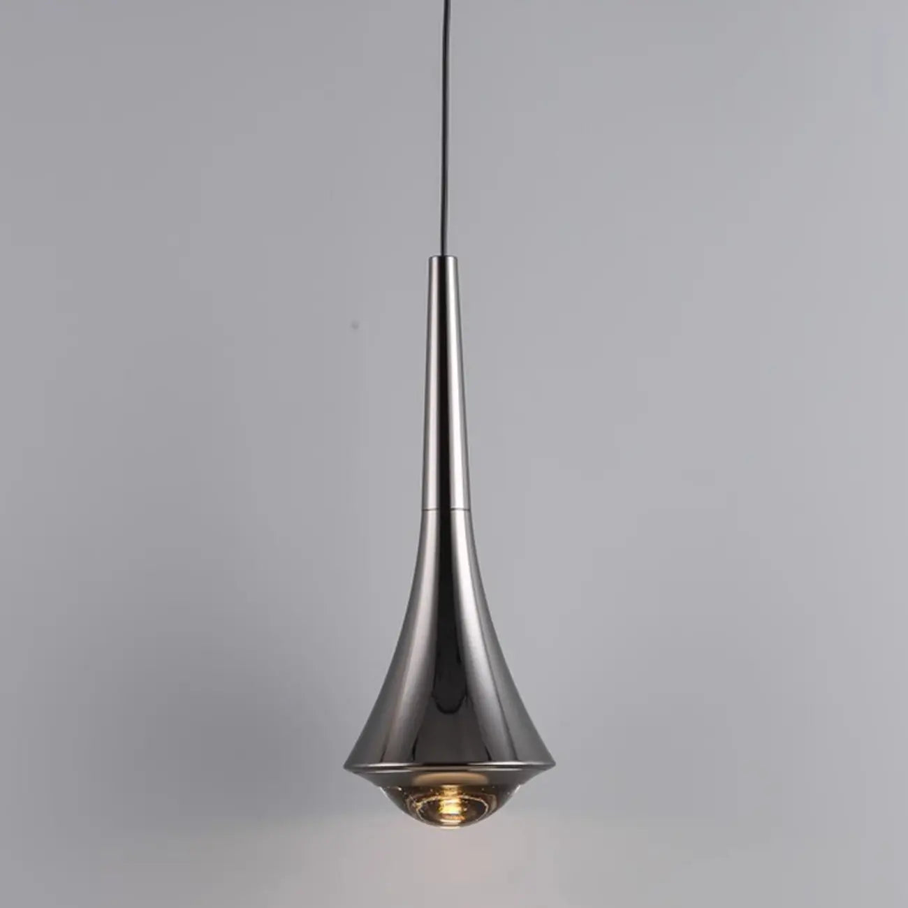 Lampe de chevet suspendue en métal avec variateur à trois niveaux