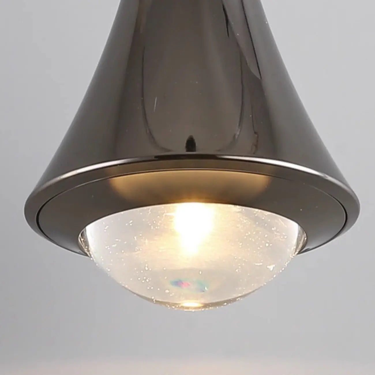 Lampe de chevet suspendue en métal avec variateur à trois niveaux