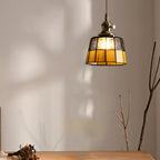 Suspension géométrique en verre jaune dépoli et laiton antique