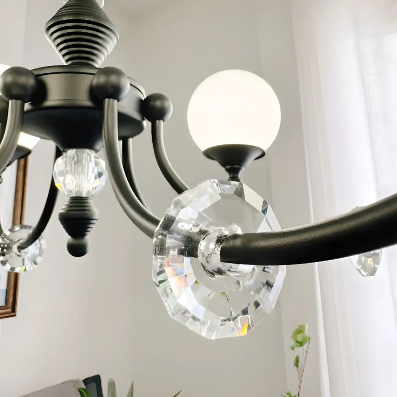 Lustre moderne à 6 lumières en verre noir avec accents de cristal