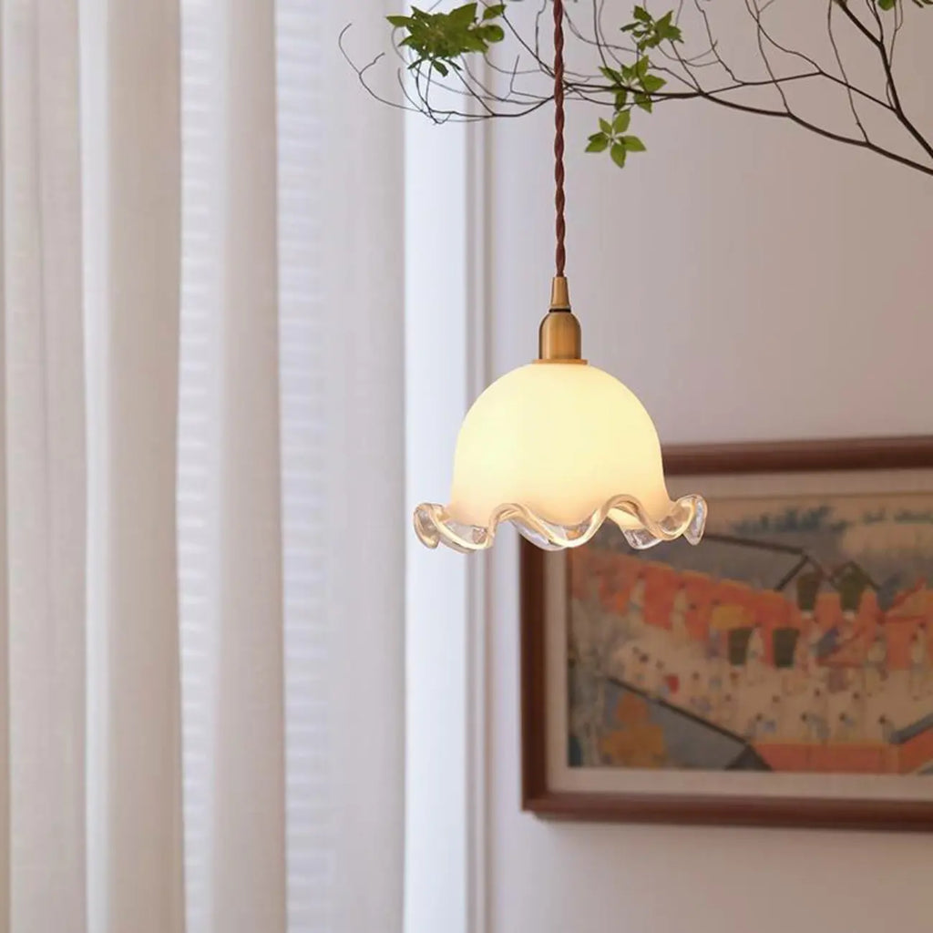 Suspension élégante en laiton blanc et verre à motif floral pour cuisine