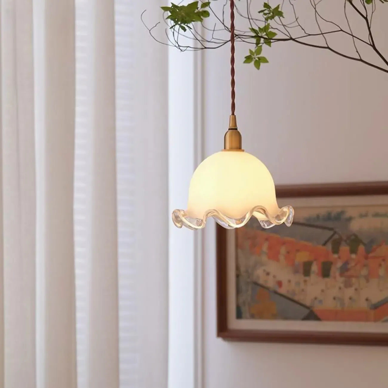 Suspension élégante en laiton blanc et verre à motif floral pour cuisine