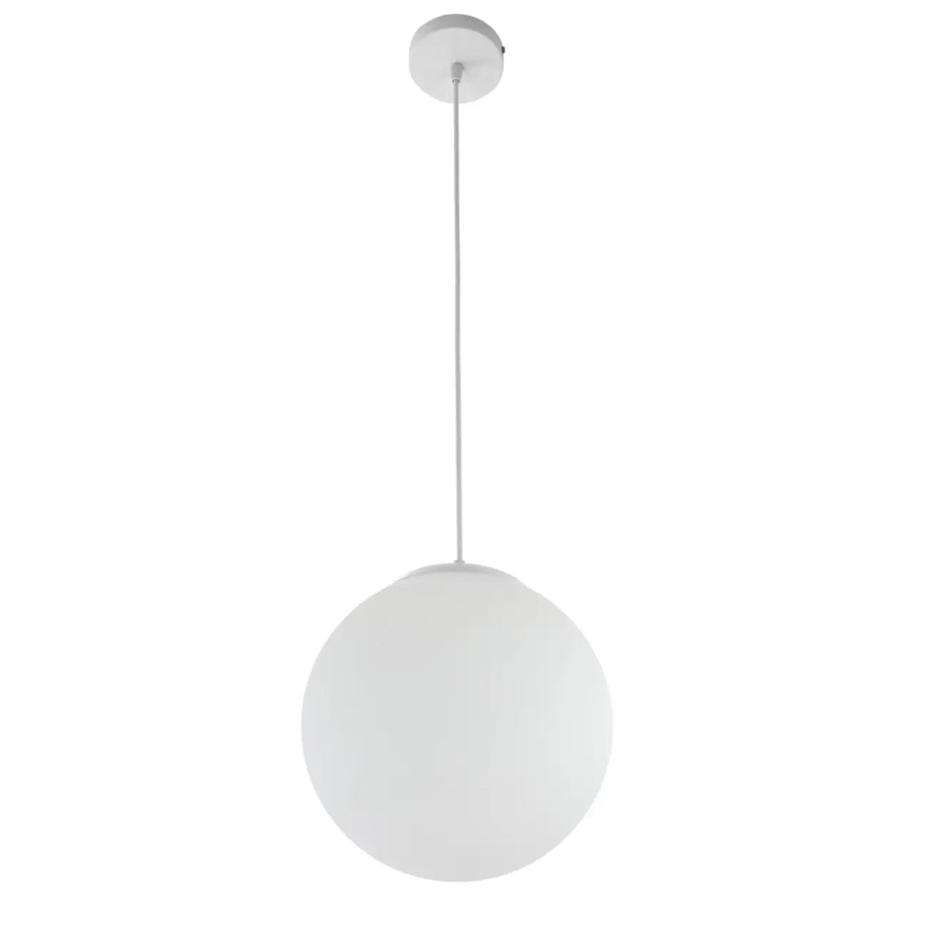 Suspension de cuisine minimaliste en verre blanc et métal argenté, globe