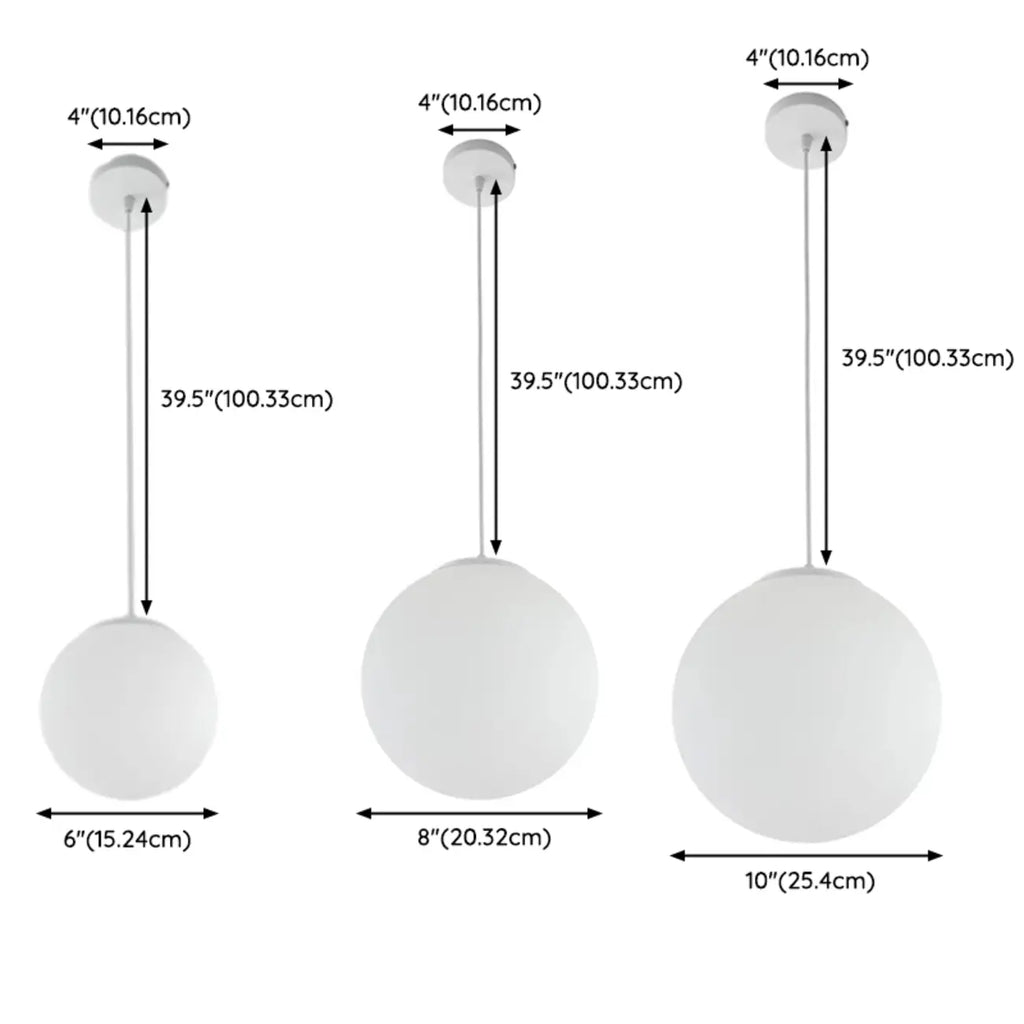 Suspension de cuisine minimaliste en verre blanc et métal argenté, globe
