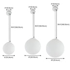 Suspension de cuisine minimaliste en verre blanc et métal argenté, globe