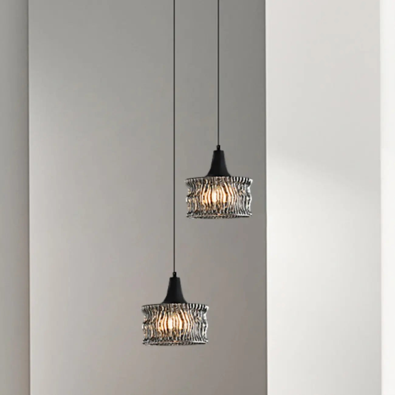 Suspension cylindrique en verre noir pour la décoration intérieure