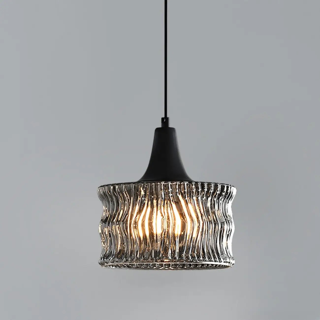 Suspension cylindrique en verre noir pour la décoration intérieure