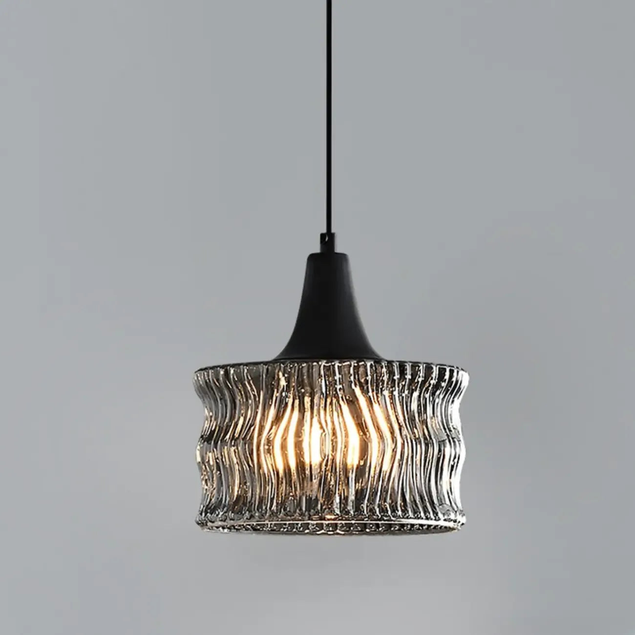 Suspension cylindrique en verre noir pour la décoration intérieure